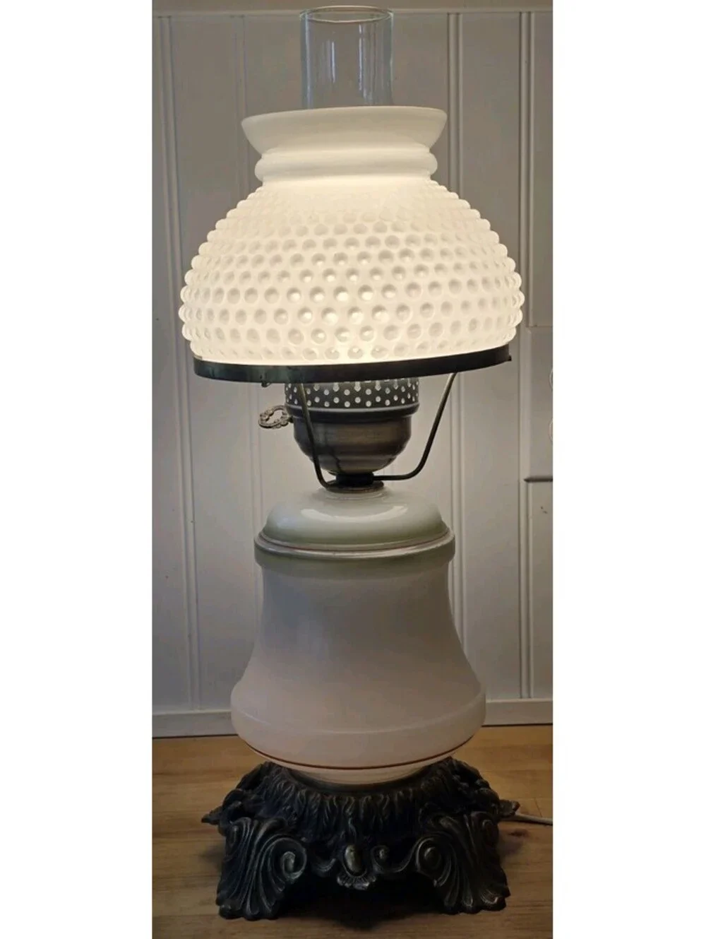 Vtg 1970s Hurricane Table Lamp Milk Glass Floral Brass Base Works  GWTW Style